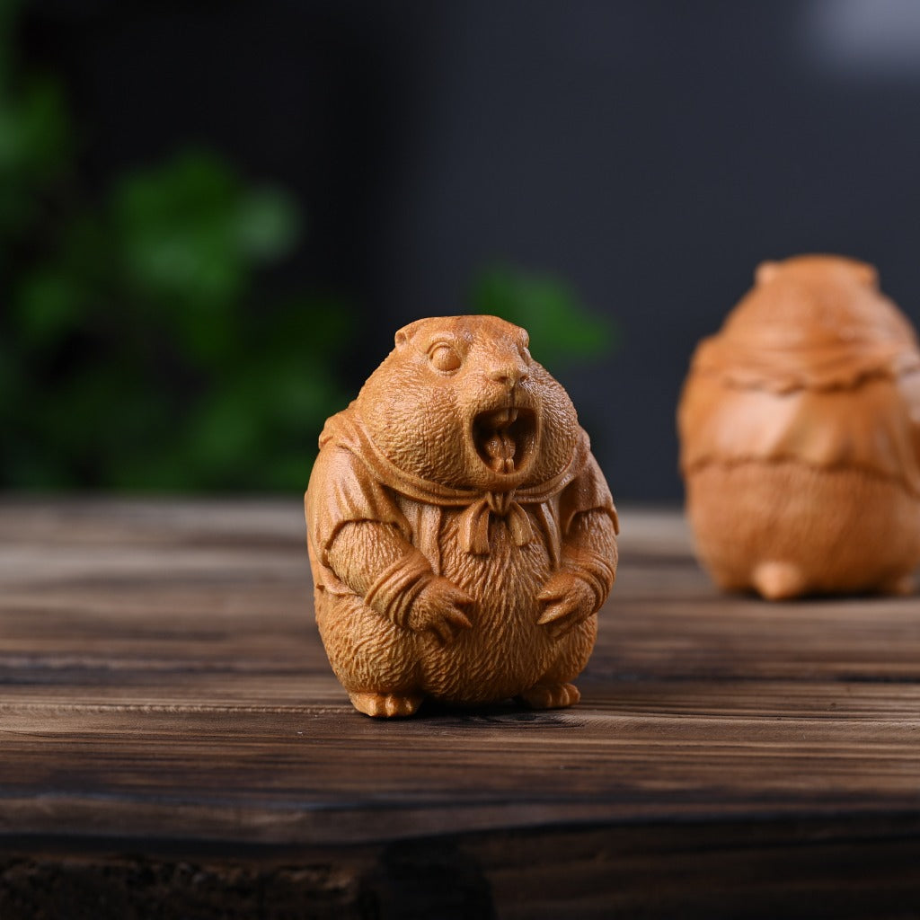 Handcrafted Marmot Desk Ornament – Premium Golden Sandalwood & Juniper Blend | Zen Ara Grove