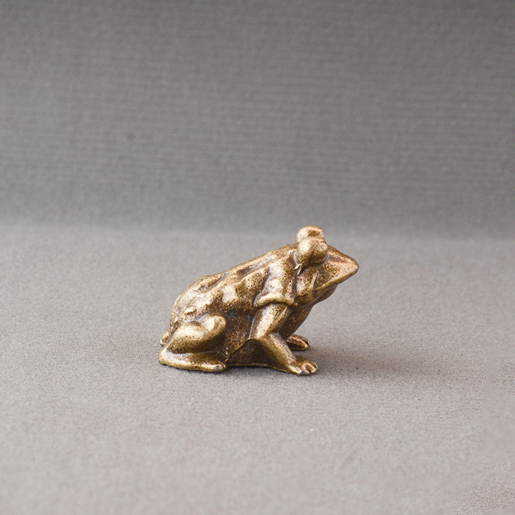 Handcrafted Metallic Wildlife Figurines – Strength, Grace, and Untamed Beauty | Zen Ara Grove