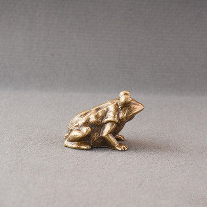 Handcrafted Metallic Wildlife Figurines – Strength, Grace, and Untamed Beauty | Zen Ara Grove