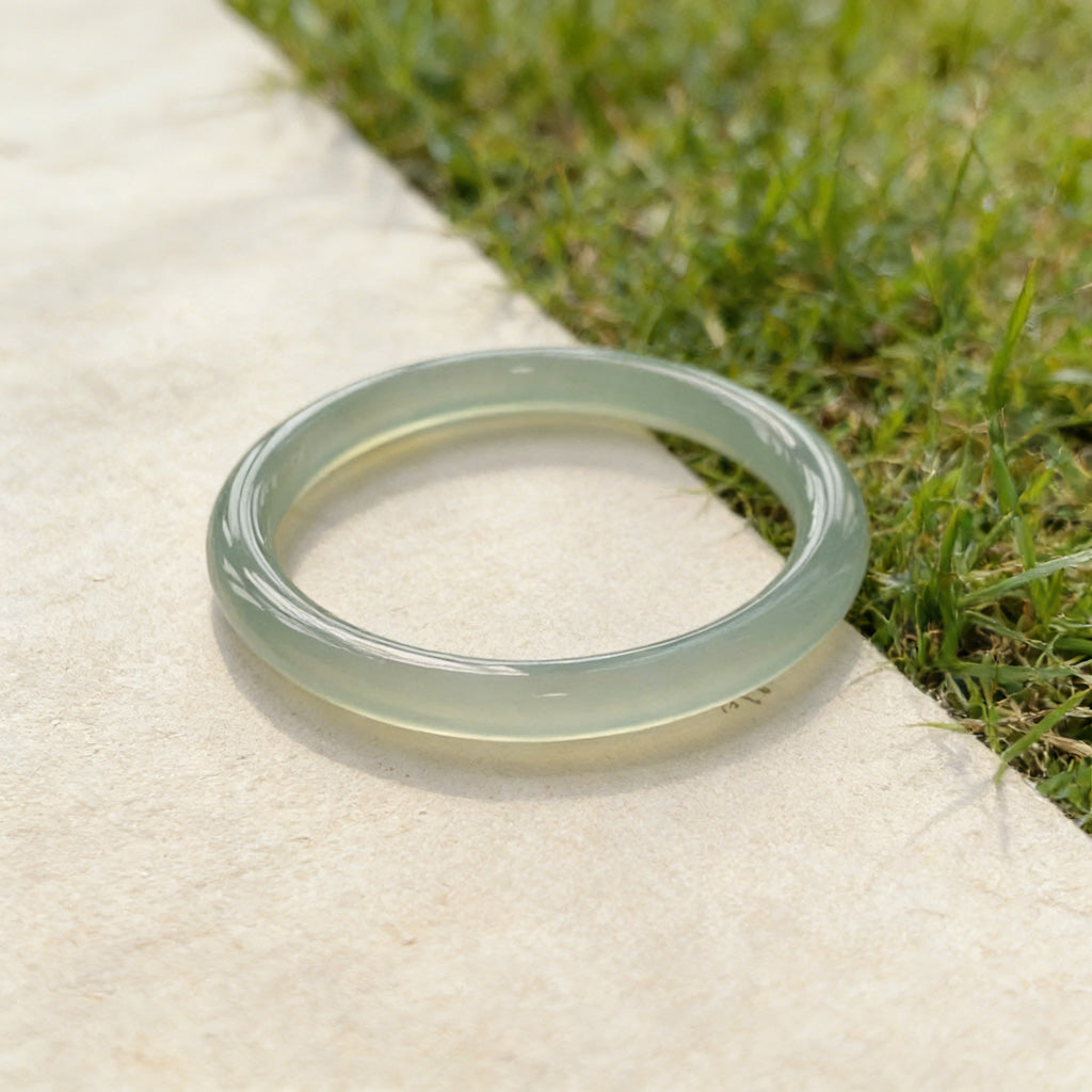 Green-White Chalcedony Slim Bracelet – Calm & Vitality | Zen Ara Grove