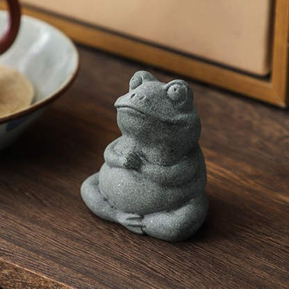 Handcrafted Qing Sandstone Frog Tea Pet – A Little Guardian of Calm Moments | Zen Ara Grove