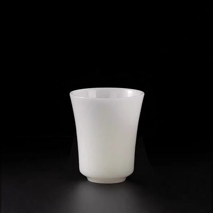 Ivory Glaze Thumb-Ring Teacup – Jade-Like Luster, Cool Smooth Touch | Zen Ara Grove