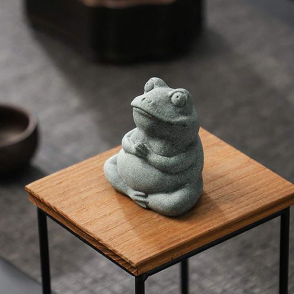 Handcrafted Qing Sandstone Frog Tea Pet – A Little Guardian of Calm Moments | Zen Ara Grove