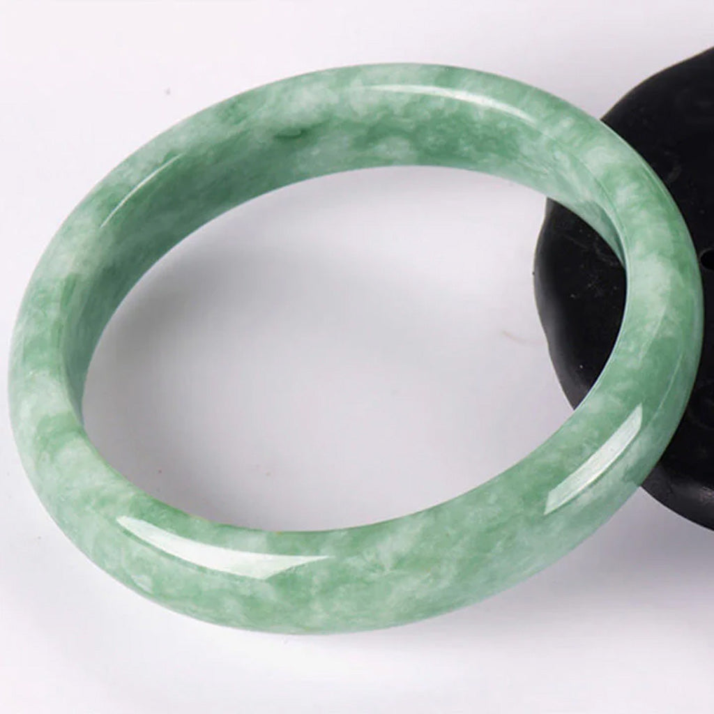 Gentle Jade Mist – Symbol of Luck & Protection | Zen Ara Grove