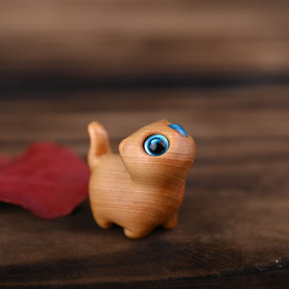 Green Sandalwood Ebony Wood Sandalwood Small Leaf Red Sandalwood Mini Lucky Cat Peace Decoration | Zen Ara Grove