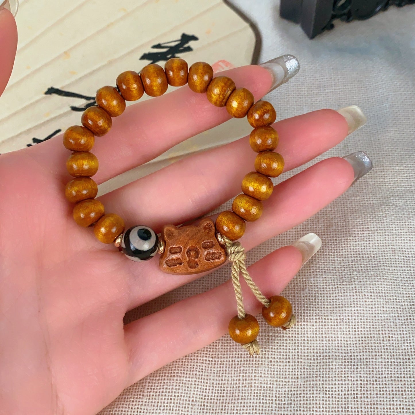 Havana Brown Cat Bracelet – Wooden Beads with Gentle Feline Charm | Zen Ara Grove
