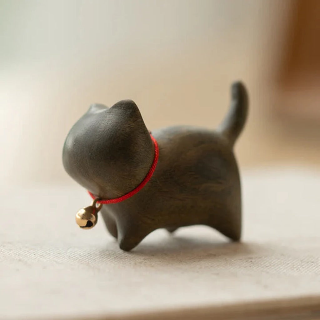 Green Sandalwood Small Leaf Red Sandalwood Cute Cat Animals Soothing Peace Decoration