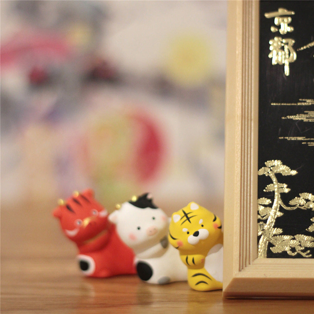 Cute Ceramic Animal Figurines – Symbol of Friendship & Joy | Zen Ara Grove
