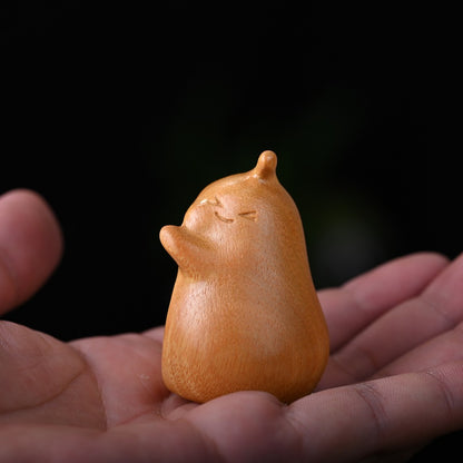 Hold the Bond, Touch the Soul – Golden Sandalwood · BàoBào Lí | Zen Ara Grove