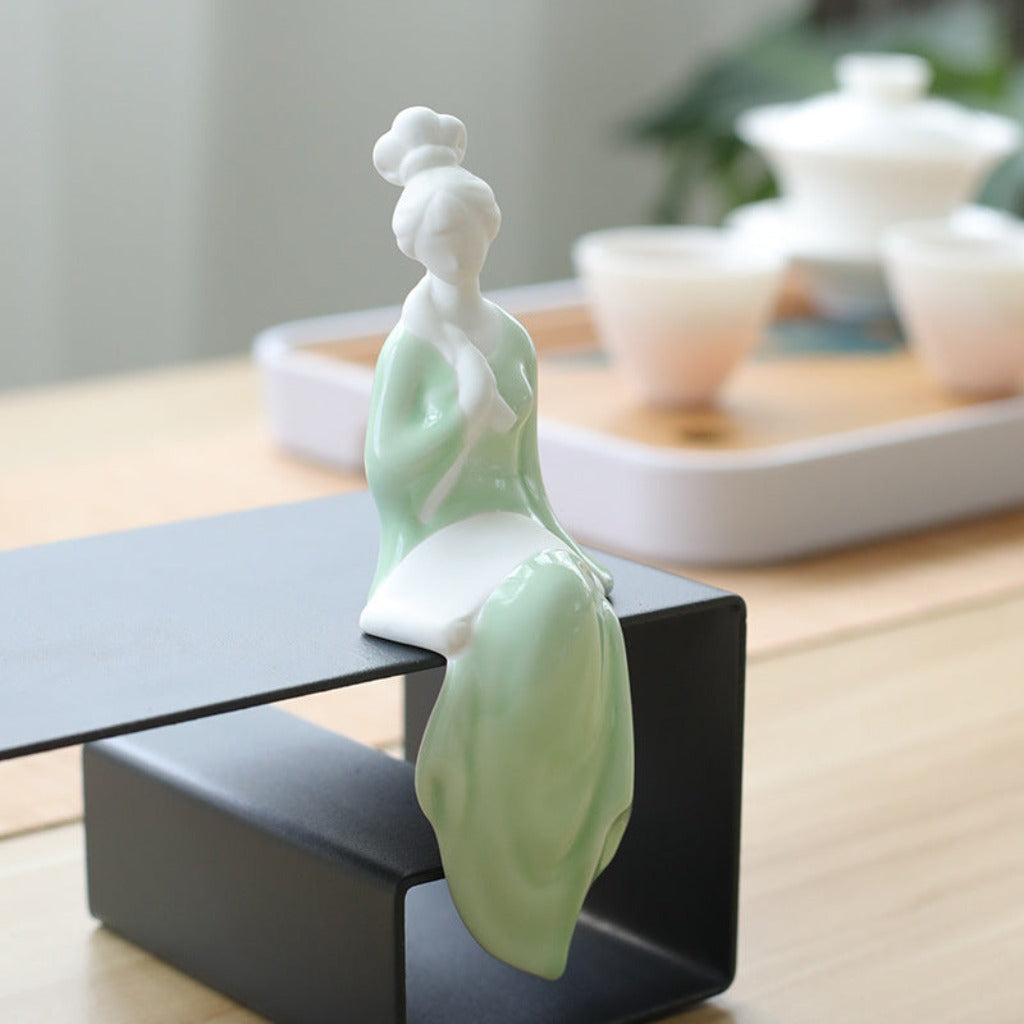 Oriental Classic Beauty Ceramic Figurine – Elegant Art for Home & Collection | Zen Ara Grove