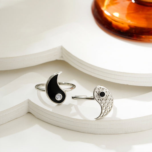 Black & White Yin Yang Ring – Symbol of Balance & Harmony  | Zen Ara Grove