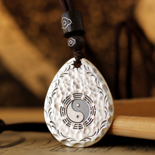 Yin Yang Harmony Pendant – Balance of Body and Mind | Zen Ara Grove