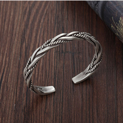 Zen Style Braided Steel Bracelet | Minimalist Twist Design | Zen Ara Grove