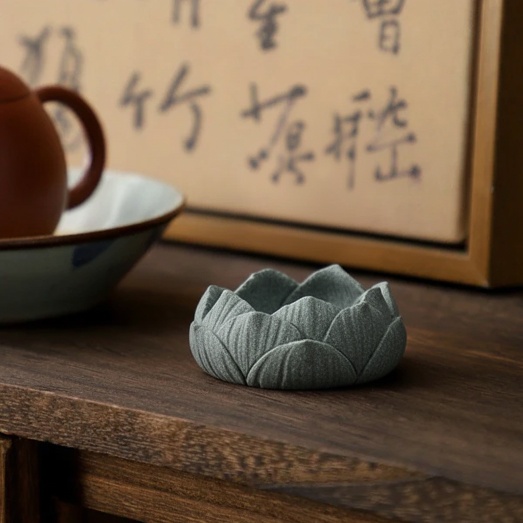 Mini Buddha Statue – Symbol of Inner Peace and Pure Heart | Zen Ara Grove