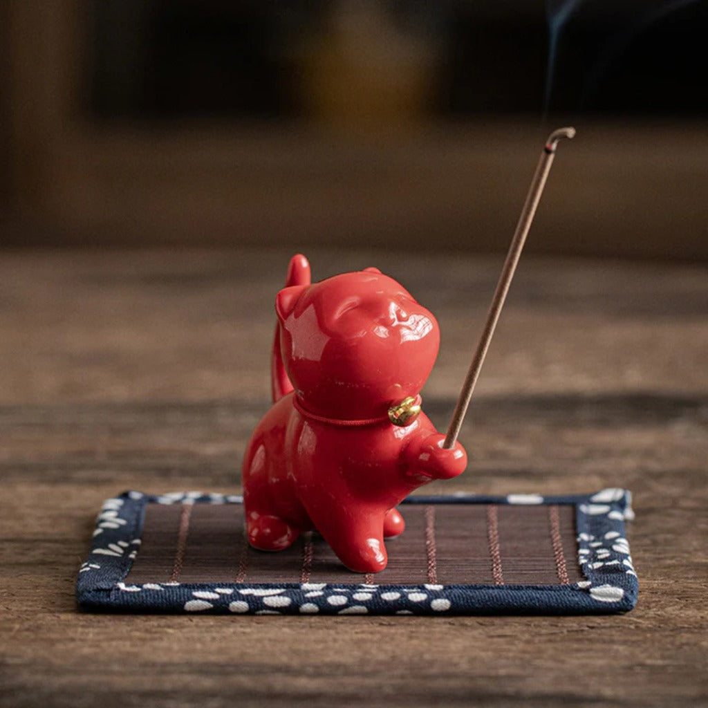 Mini Lucky Cat Kitten Tea Pet Ceramic Home Desk Figurine Decoration With Bamboo Mat| Zen Ara Grove