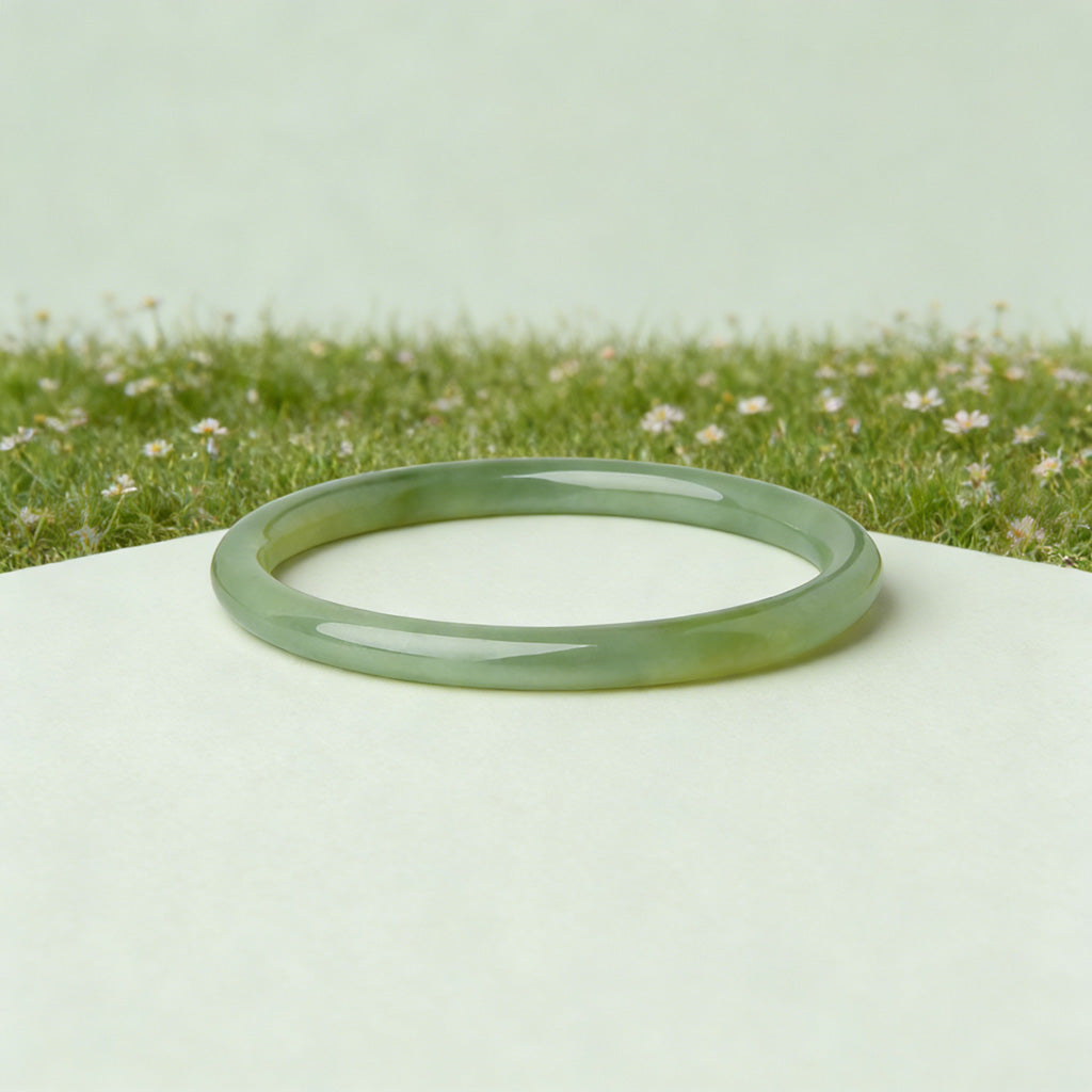 Natural Dual-Tone Hetian Jade Bracelet – Strength & Calm | Zen Ara Grove
