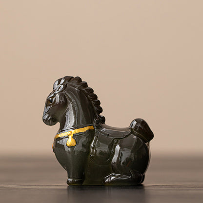 Color‑Changing Horse Figurine – Handcrafted Art with Thermochromic Magic | Zen Ara Grove