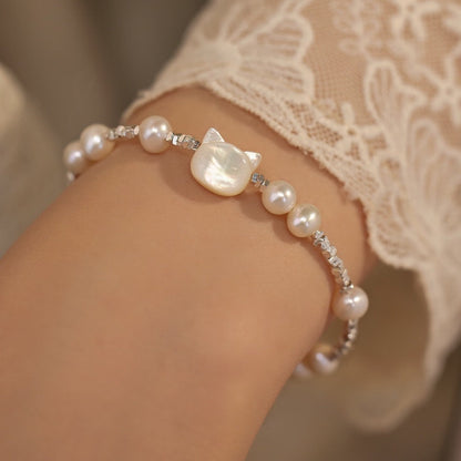 Zen Natural Pearl Bracelet with Cute Cat and White Mother-of-Pearl | Zen Ara Grove